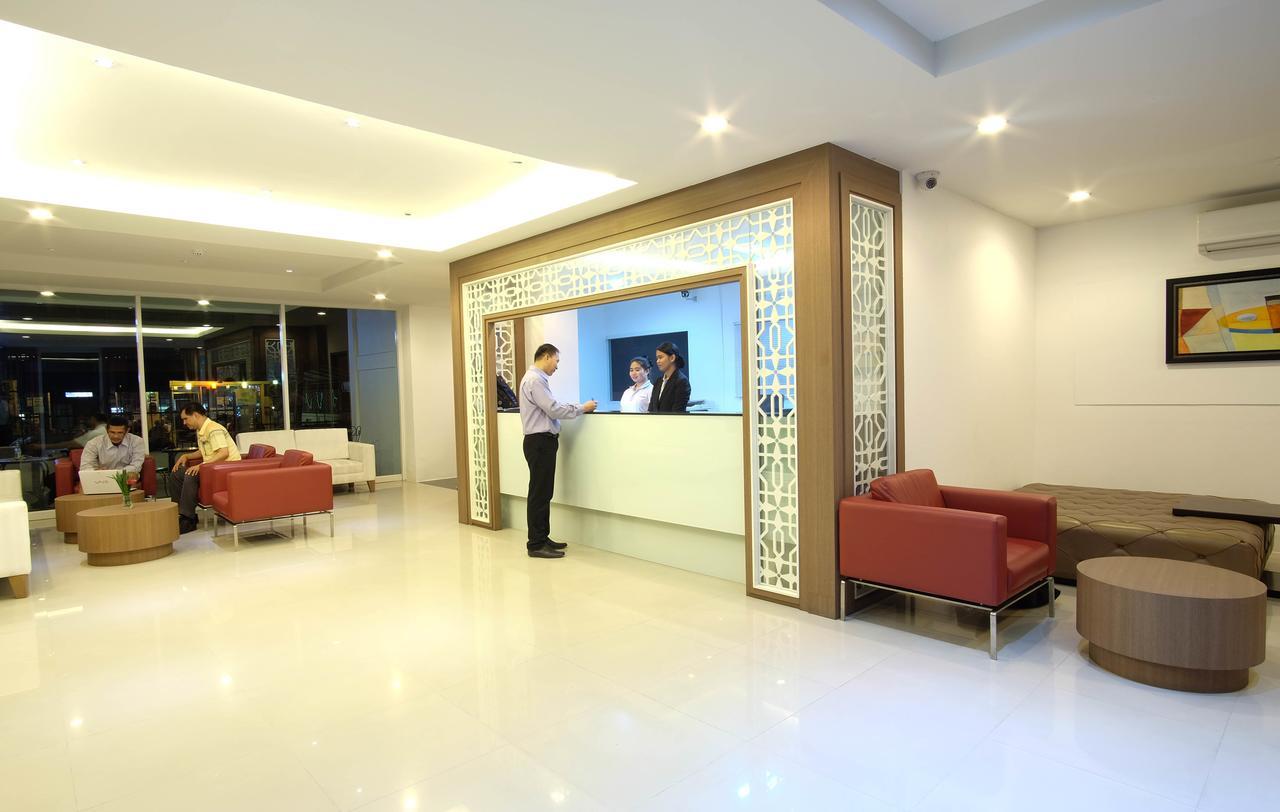 โรงแรม โรงแรมเอฟเอ็กซ์ พัทยา 4*